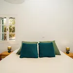 La Maison De Lilac-luxurious Olive Grove Lejlighed