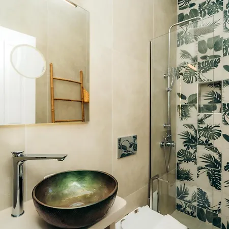 La Maison De Lilac-luxurious Olive Grove