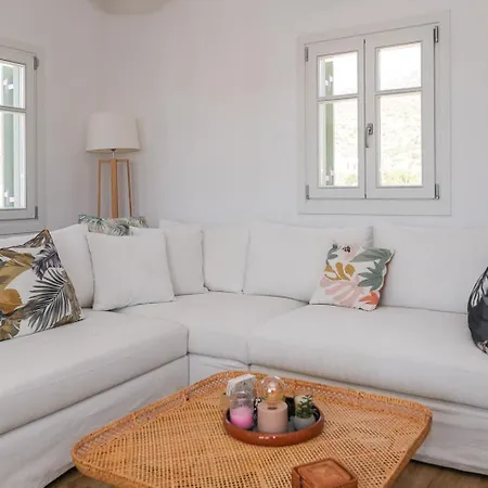 La Maison De Lilac-luxurious Olive Grove