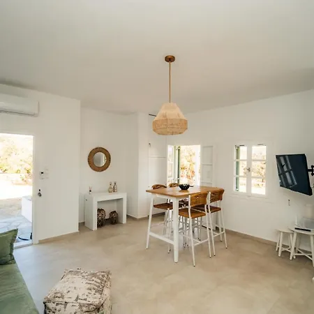 La Maison De Lilac-luxurious Olive Grove Apartment