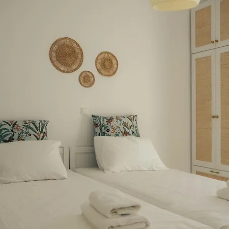 La Maison De Lilac-luxurious Olive Grove